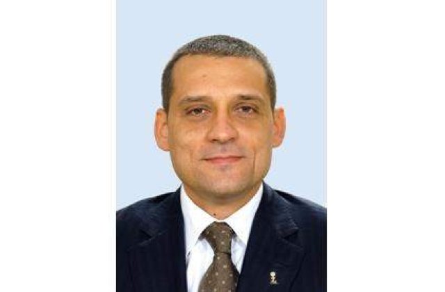 [VIDEO] Senatorul PDL Gabriel Mutu s-a inscris in PSD