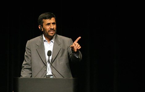 Liderul Hezbollah i-a oferit o pusca israeliana lui Mahmoud Ahmadinejad