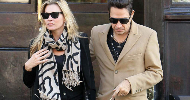 Kate Moss s-a casatorit