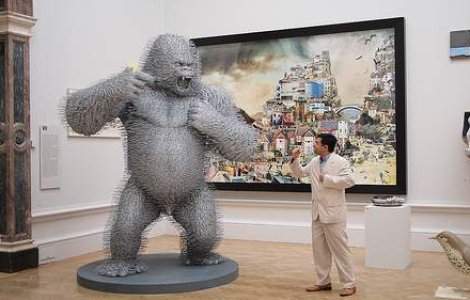 Artistii romani expun in premiera la Royal Academy of Art