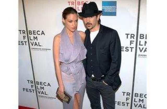 Colin Farrell, din nou burlac