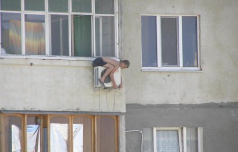  Top  10 motive evidente pentru care femeile traiesc mai mult ca barbatii