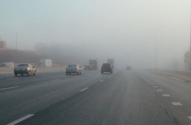 [UPDATE] Mai multe judete sunt sub cod galben de ceata, alte cinci sunt sub avertizare de polei