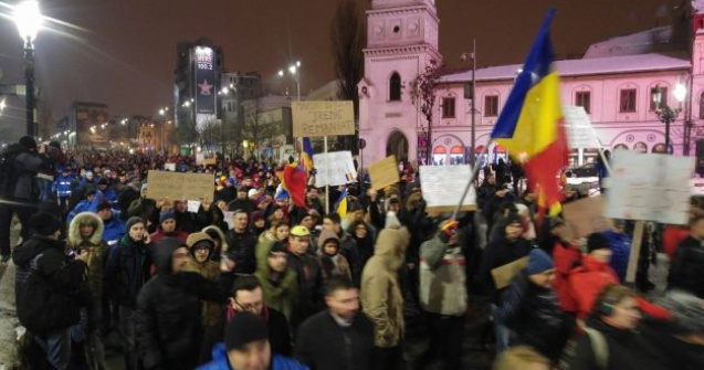 Un grup de tineri vrea sa transforme protestul in arta