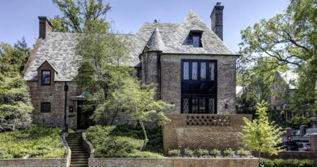  Top  Cum arata casa in care s-au mutat sotii Obama