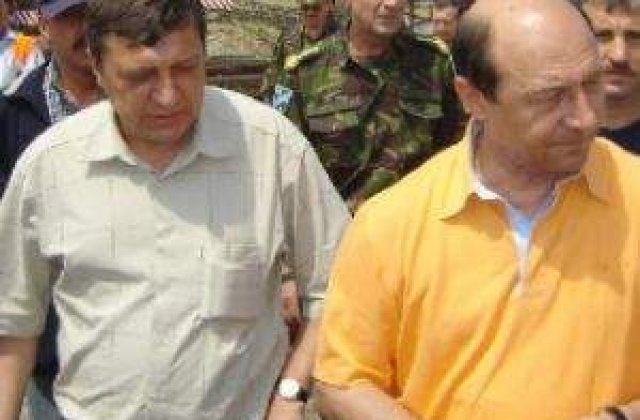 Basescu i-a bagat 5 miliarde in buzunar liberalului Atanasiu