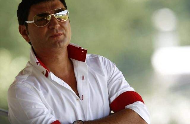 [VIDEO] Borcea a injurat Steaua alaturi de fanii dinamovisti