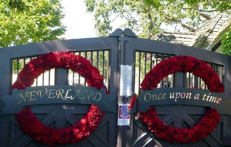 Copiii lui Michael Jackson vor sa rascumpere Neverland