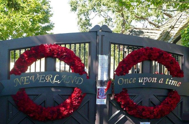 Copiii lui Michael Jackson vor sa rascumpere Neverland