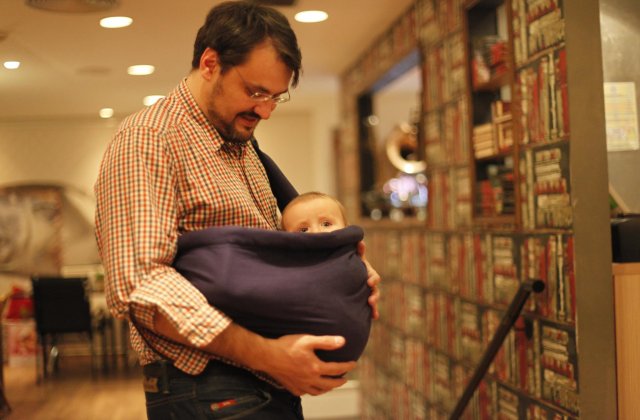 Cristian Ghinea (USR): Haideti la Victoriei, e prea mult