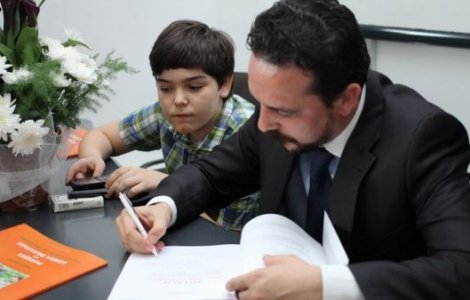 Prima demisie dupa decizia guvernului Grindeanu de a modifica codurile penale prin OUG