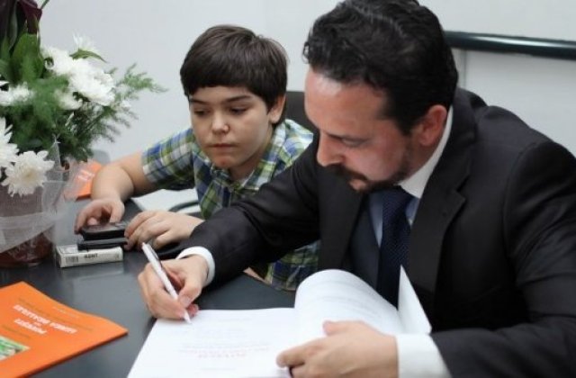 Prima demisie dupa decizia guvernului Grindeanu de a modifica codurile penale prin OUG