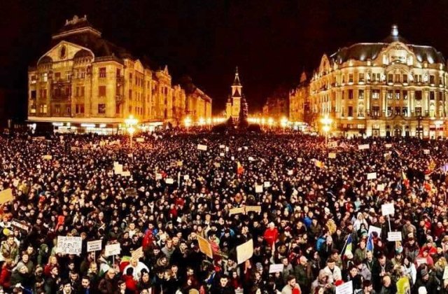 Protestul de la Timisoara s-a incheiat dupa cinci ore si va continua joi la pranz si seara