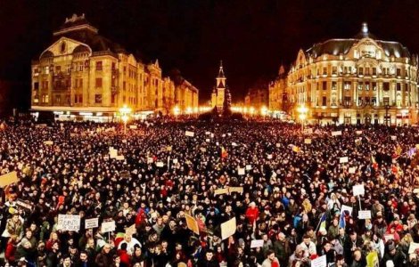 Protestul de la Timisoara s-a incheiat dupa cinci ore si va continua joi la pranz si seara