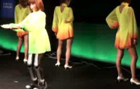 Japonezii au inventat dansatoarele cibernetice