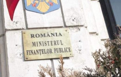 Alt protest spontan la Finante