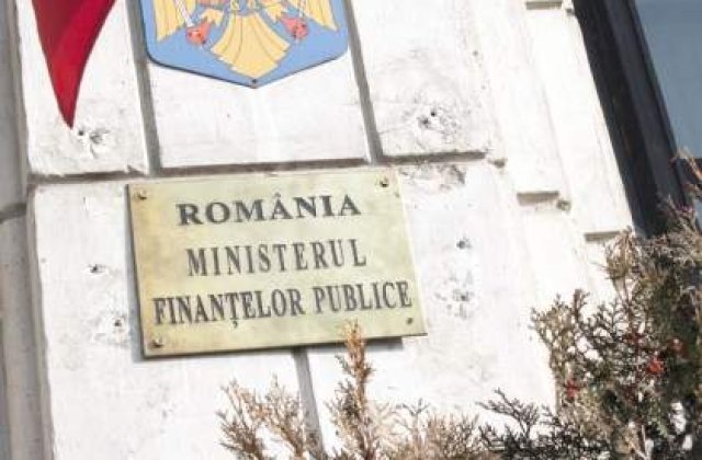 Alt protest spontan la Finante