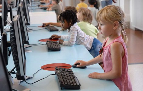 Numarul utilizatorilor de internet va ajunge la doua miliarde in acest an