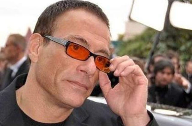 Van Damme a facut preinfarct in timpul filmarilor