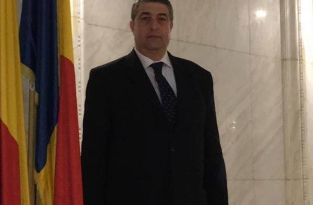 Consilierul primarului sectorului 1 jigneste protestatarii pe Facebook