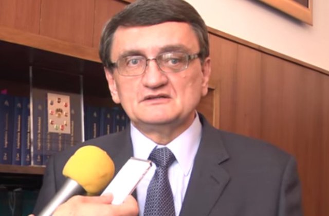 Ciorbea, dupa sesizarea la CCR a ordonantelor de urgenta: "Ordonanta nu se suspenda. De acum depinde de CCR"