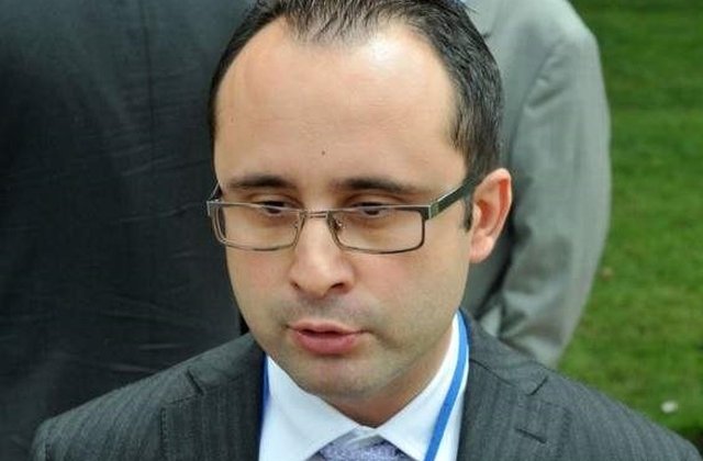 Cristian Busoi: Pe Gabriela Firea o lasa nervii din cauza protestelor