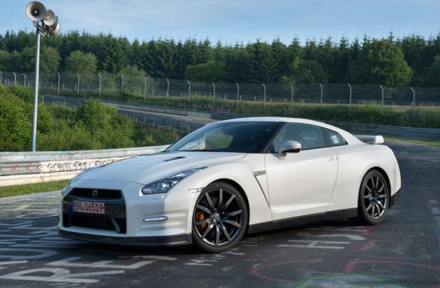 Nissan GT-R primeste ceea ce ii trebuia: Facelift si mai multa putere