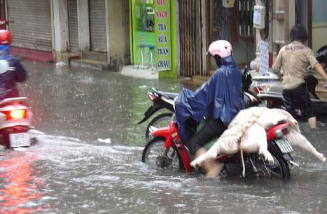 Vietnamul, devastat de inundatii