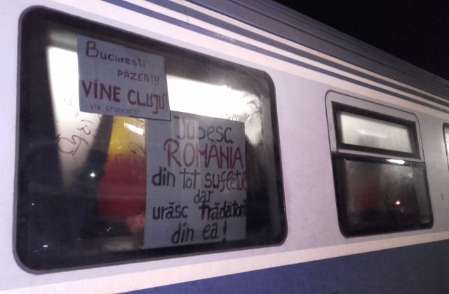 [VIDEO] Studentii din Brasov si Cluj au pornit spre Bucuresti