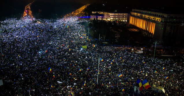Manifestantii romani nu au incredere ca Guvernul a capitulat