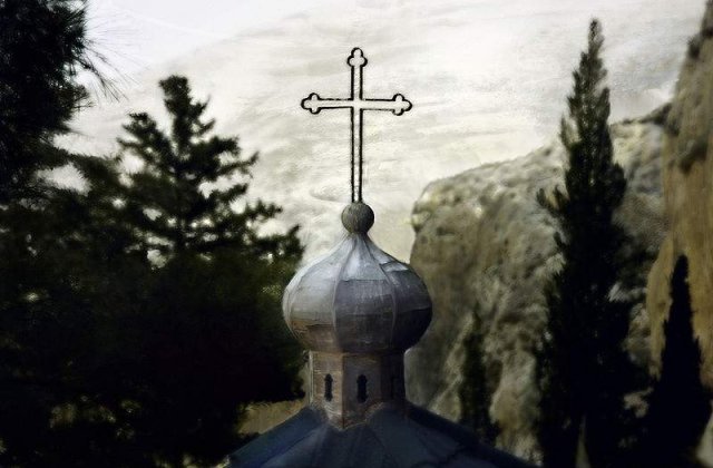 Arhiepiscopia isi deschide curatatoria chimica