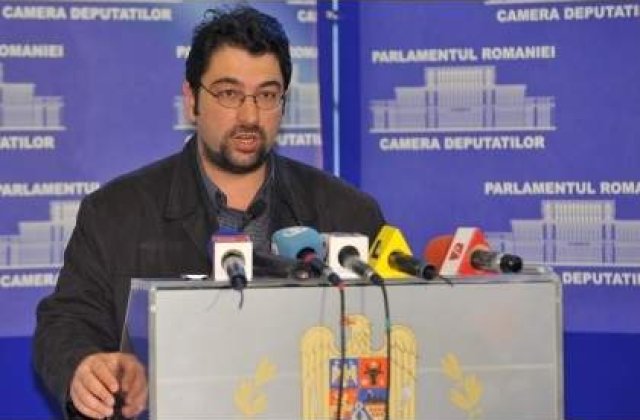 Voinescu, relaxat in privinta motiunii