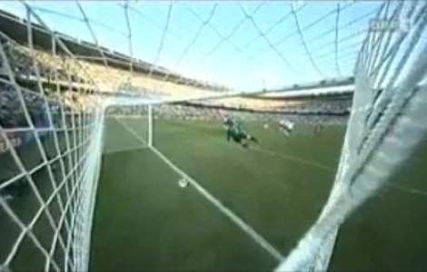  Video  Hawk-Eye: De ce nu avem arbitri electronici in fotbal?