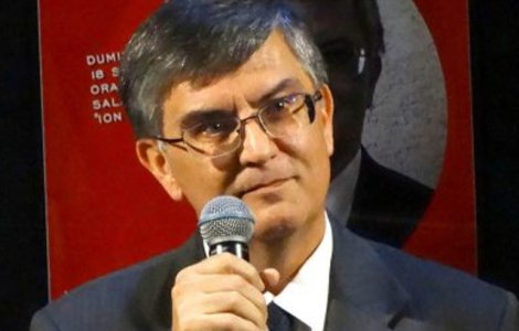 Mircea Dumitru se delimiteaza de apelul Academiei Romane