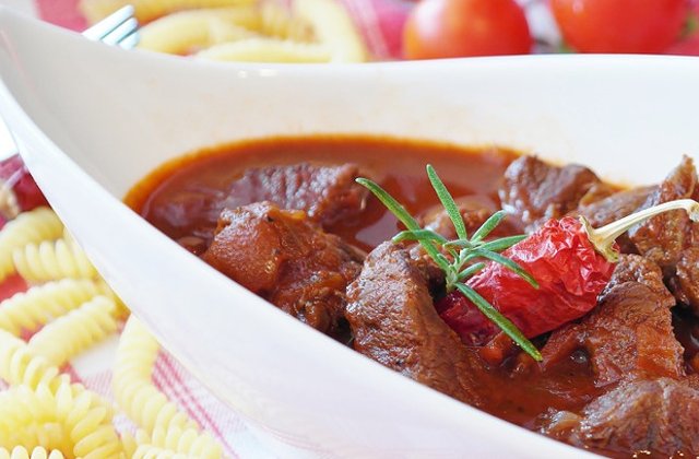 Top 5 alimente pe care sa nu le consumi NICIODATA seara