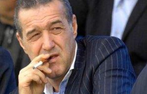 Mircea Sandu: 'Ce face Gigi e de rasul curcilor'