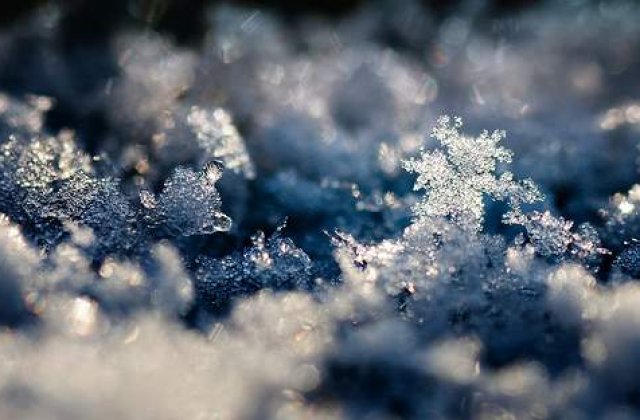 Bistrita-Nasaud: Zapada de trei centimetri in Pasul Tihuta