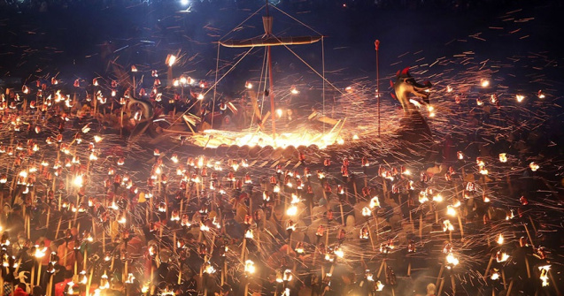  Top  Festivalul legendar al vikingilor, in fotografii epice