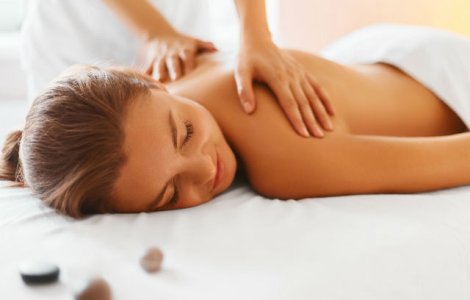 Top  7 beneficii uimitoare ale masajului pentru corp si minte