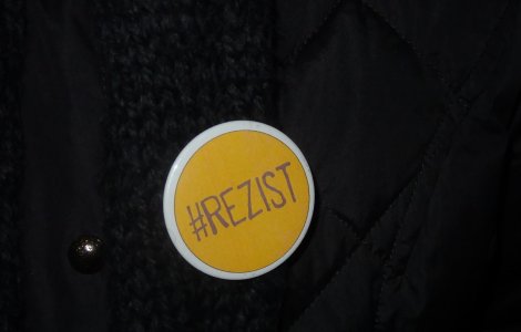 Aproximativ 300 de persoane in Piata Victoriei