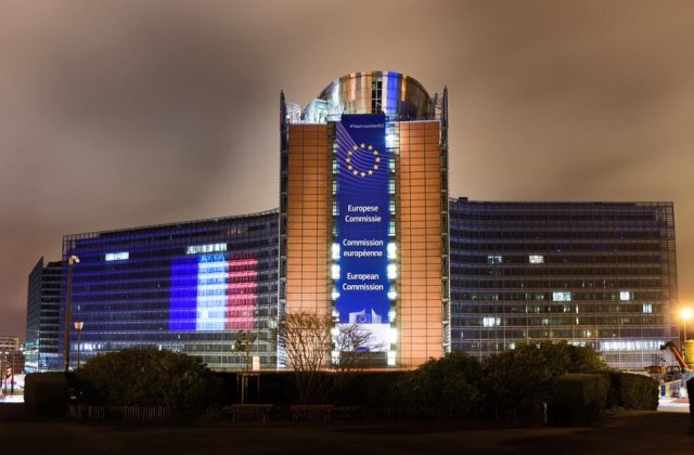 Comisia Europeana da in judecata Romania din cauza gropilor de gunoi