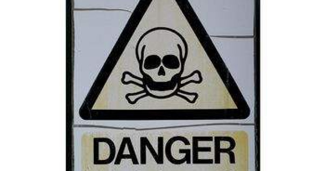 "Prin noi natura renaste", firma de deseuri periculoase