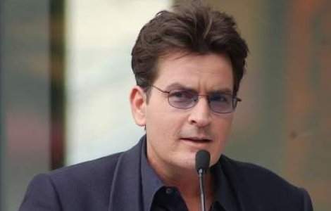 Charlie Sheen, depistat pozitiv cu cocaina