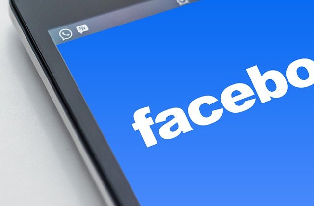 Facebook lanseaza o serie de facilitati pentru cei care cauta slujbe si pentru companiile care angajeaza