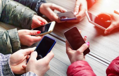 O cafenea din Viena taxeaza clientii care isi incarca telefoanele