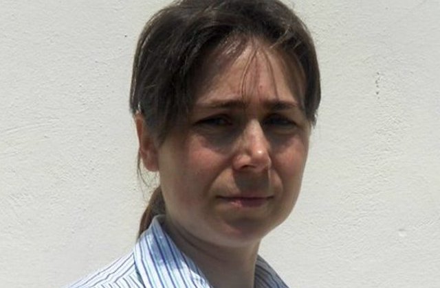 Neamt: Profesoara de la Seminarul Teologic care ar fi intretinut relatii sexuale cu un elev, arestata