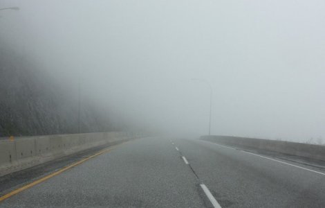 Atentionari cod galben de ceata prelungite, 21 de judete sub avertizare