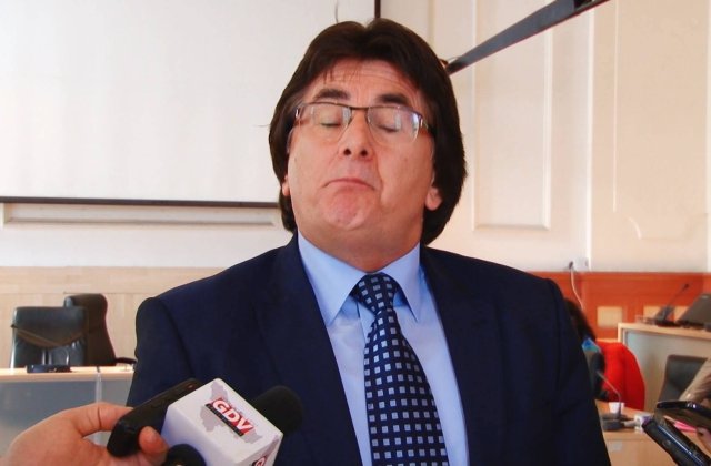 Nicolae Robu, primarul Timisoarei, este la DNA