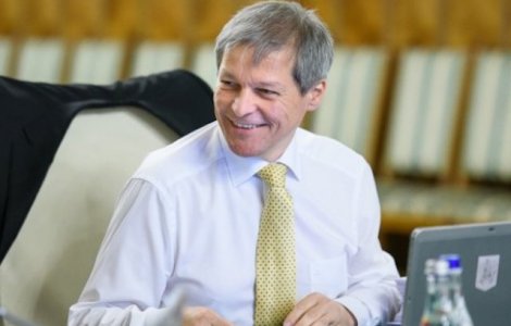 Ciolos nu exclude sa intre intr-un partid sau sa infiinteze unul: Ma gandesc la toate solutiile pentru a fi util