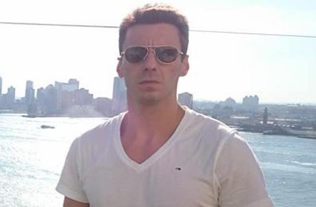 Mircea Badea, mesaj dur catre studentii care vor reduceri CFR: Luati labele de pe banii publici, milogilor!